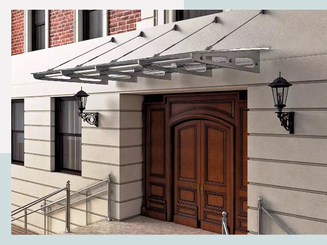 Металлические козырьки от 607 руб. в Дивногорске