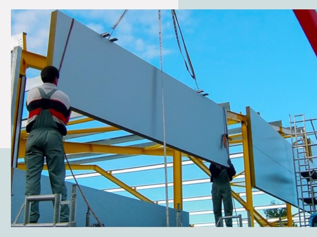 Монтаж сэндвич-панелей в Дивногорске от 607 руб.